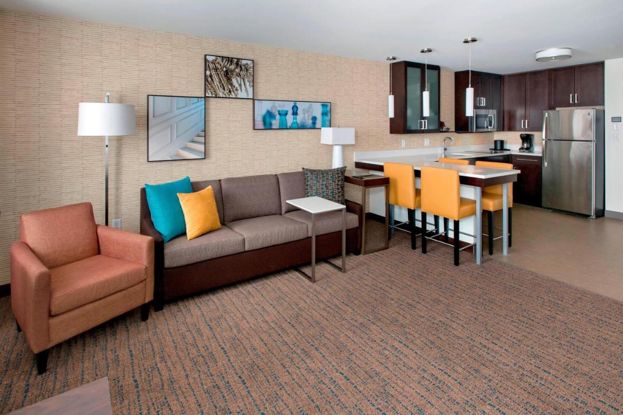 Residence Inn By Marriott Boston Bridgewater Raynham Extérieur photo