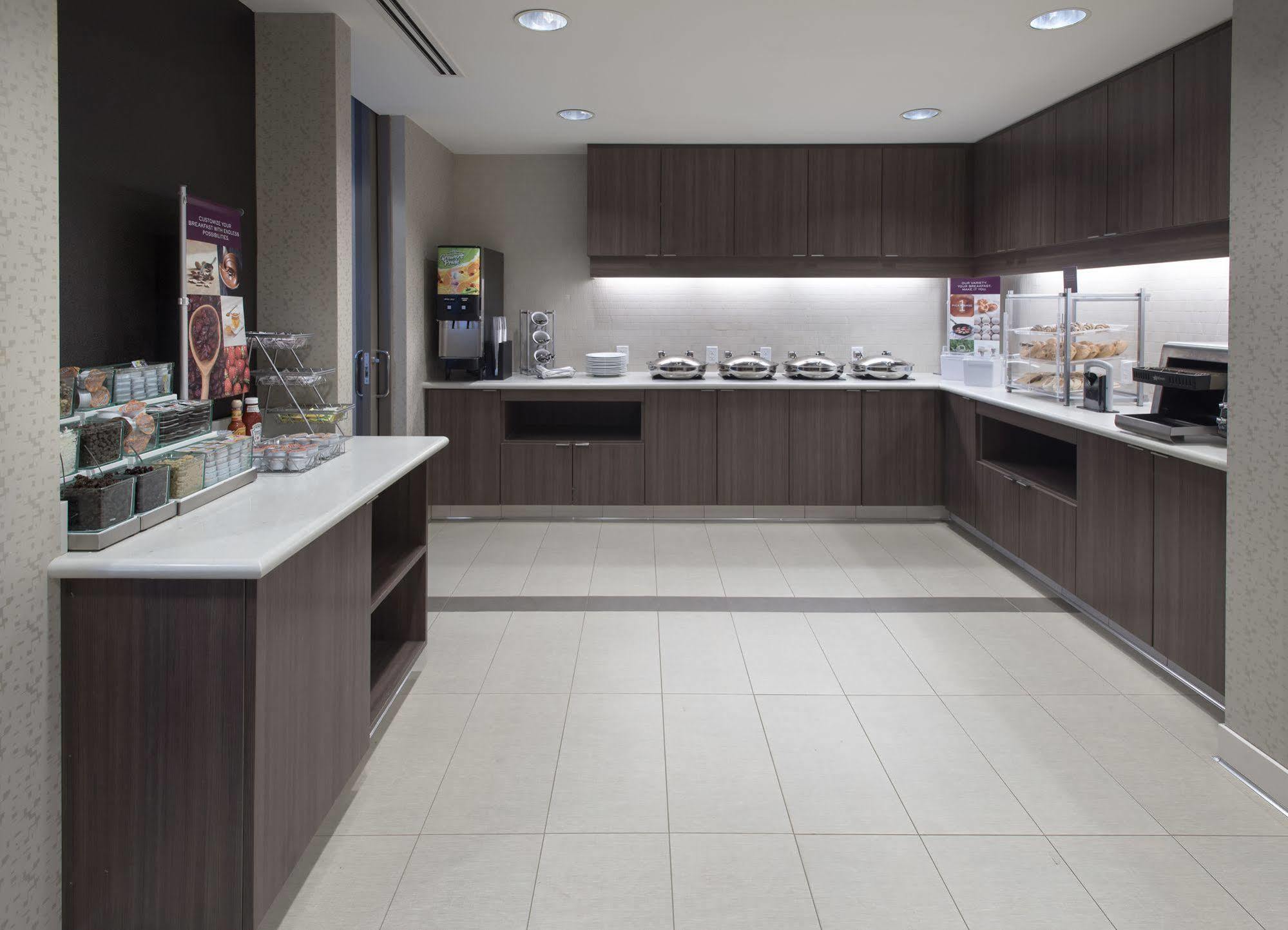 Residence Inn By Marriott Boston Bridgewater Raynham Extérieur photo