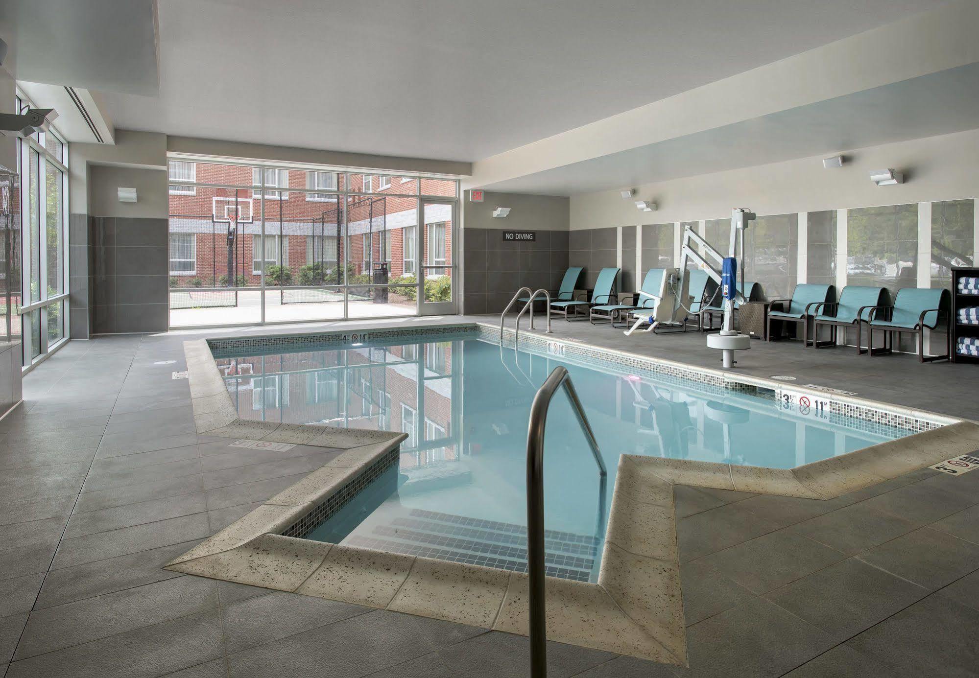 Residence Inn By Marriott Boston Bridgewater Raynham Extérieur photo